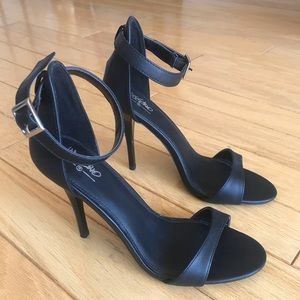 Black Ankle Strap Heels NWOT